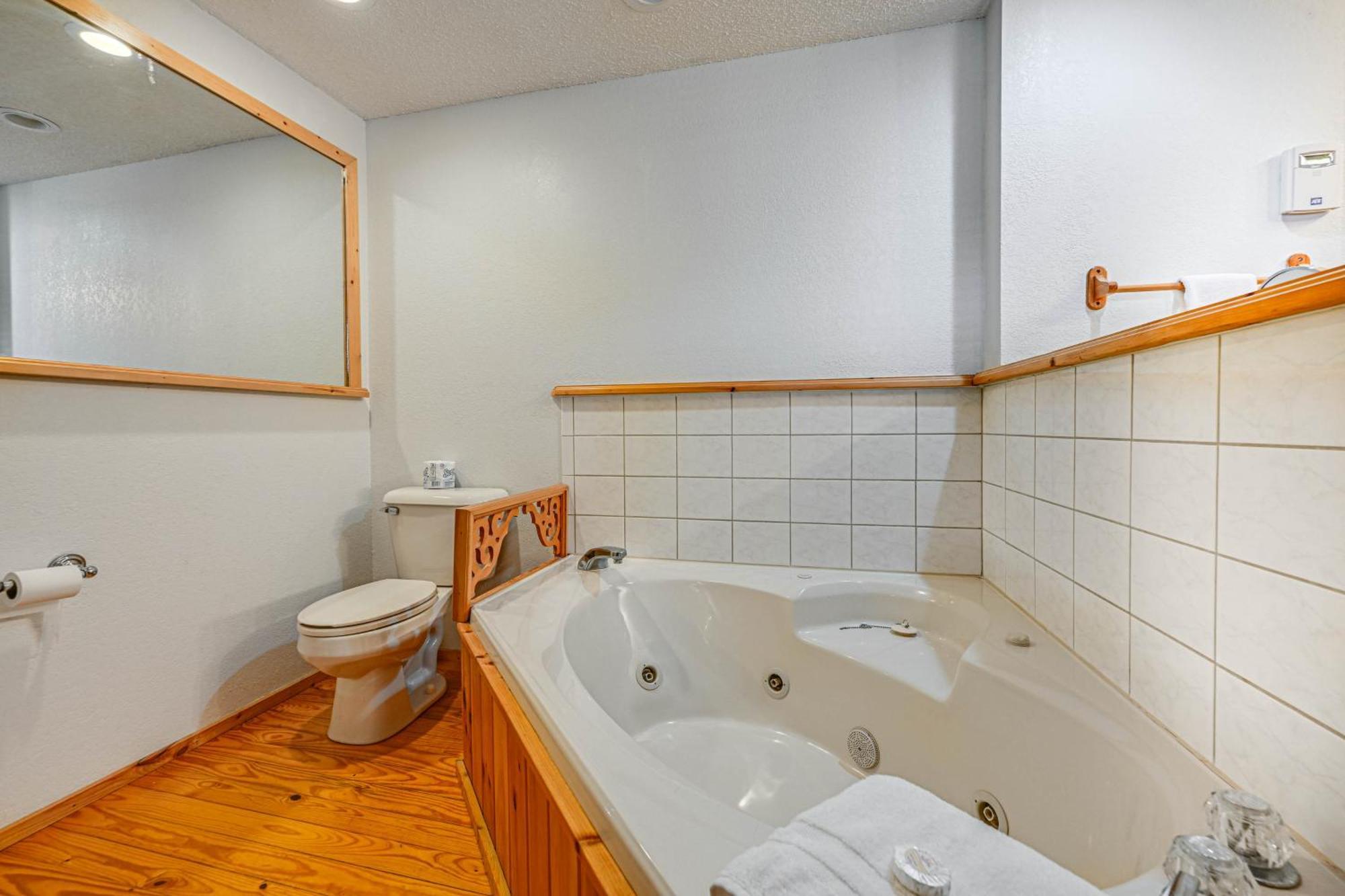 Bryson City Cabin With Hot Tub, Views And Pool Table! Ngoại thất bức ảnh