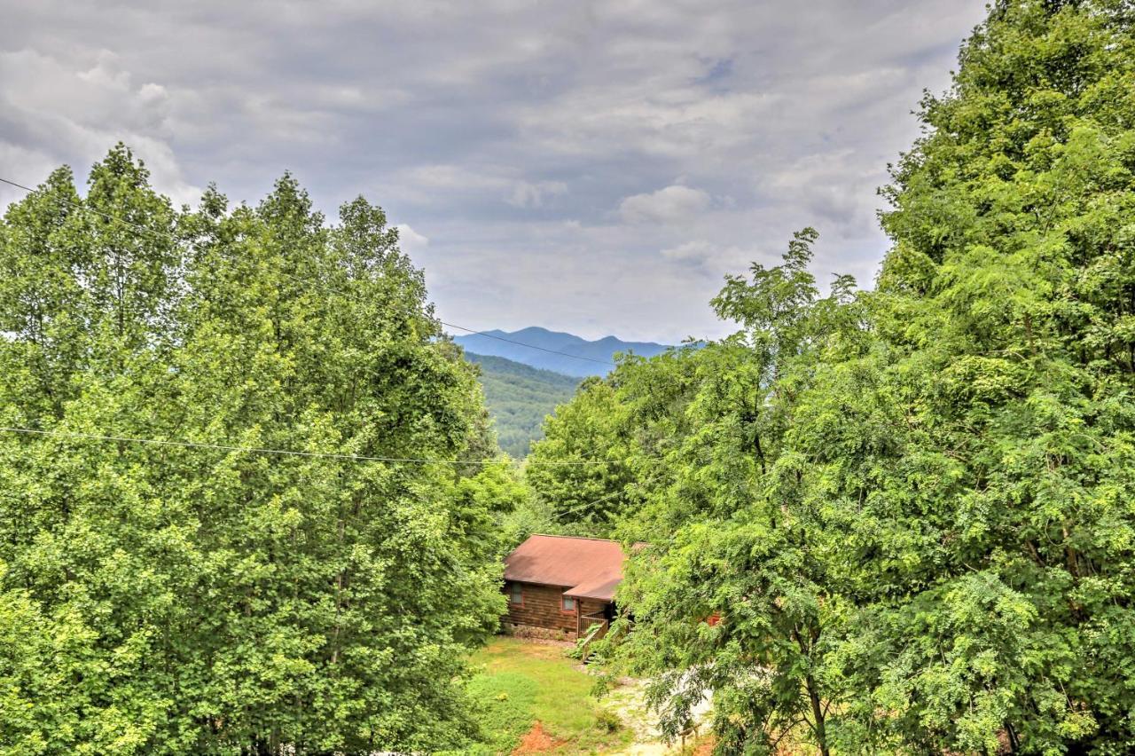 Bryson City Cabin With Hot Tub, Views And Pool Table! Ngoại thất bức ảnh